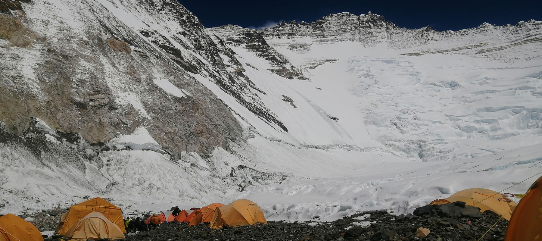 everest expedition camp 