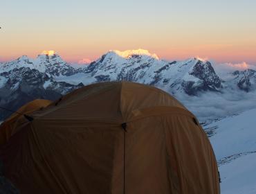 mera peak camp 