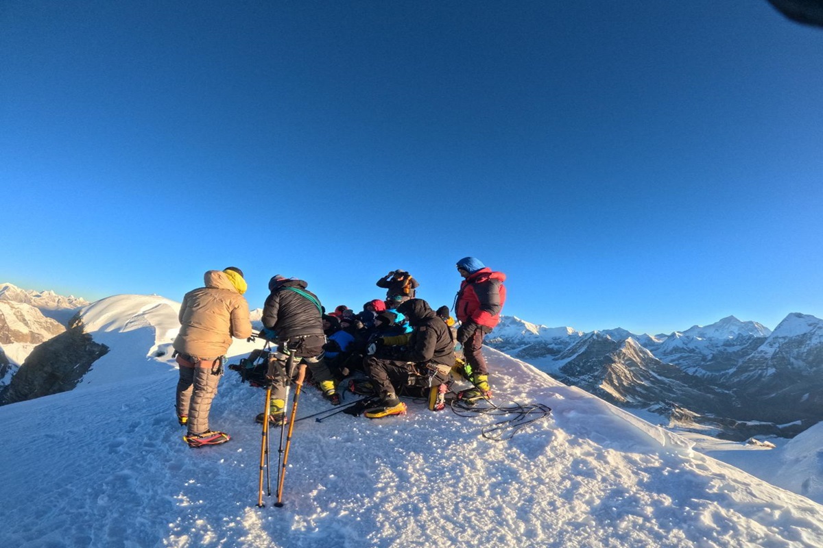 Best Time for Mera Peak Climbing 