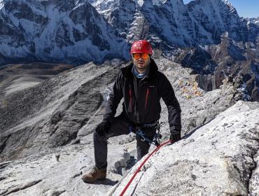 Ama Dablam Expedition way 