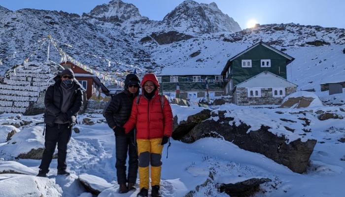 Khare vallage mera peak  
