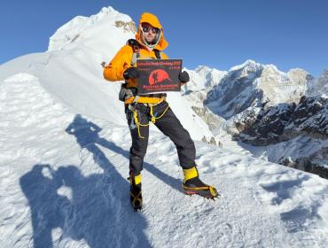 Lobuche Peak Climbing  (7) 