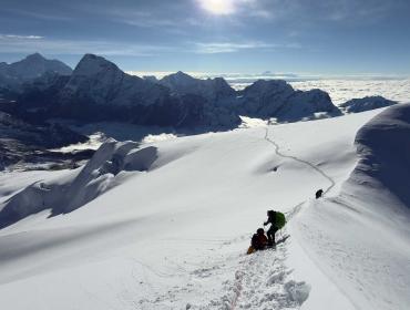 amazing-mera-peak-views 