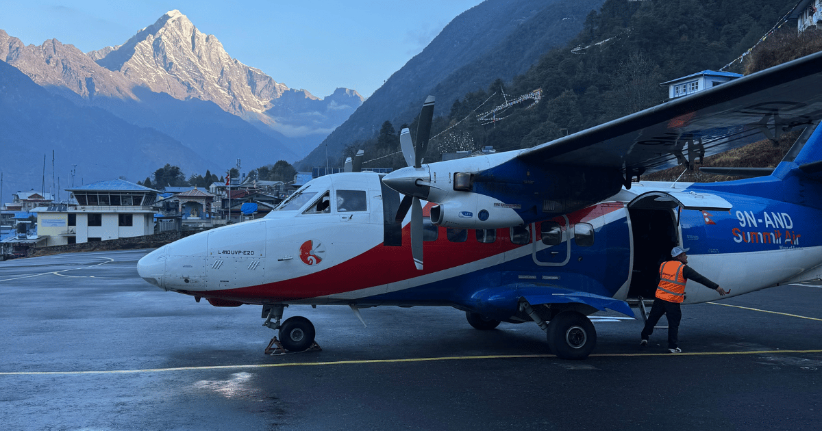 Lobuche East Peak Clim...