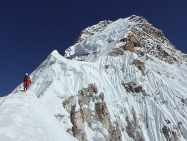 Ama-Dablam-Expedition-with-Lobuche-Peak-climbing 