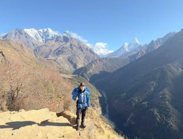 mountain-views-during-everest-base-camp-trek 